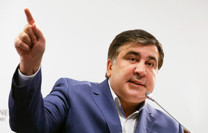 Саакашвили обвинил главу МИД Украины в наличии российского паспорта