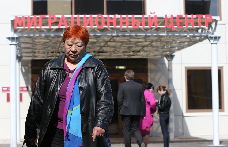 Почти 400 тысяч узбечек работают за границей