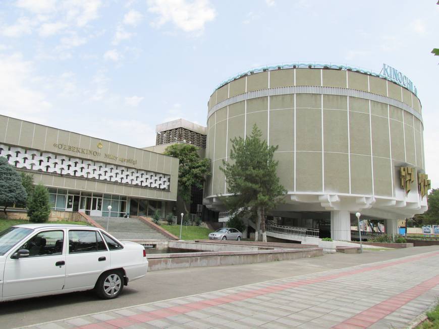 В Ташкенте сносят знаменитый Дом кино