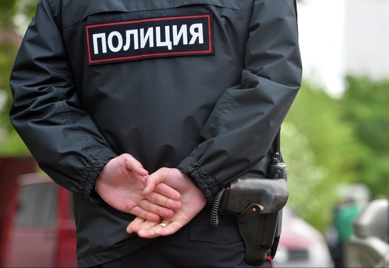 Во Владивостоке узбекистанец бежал из здания суда