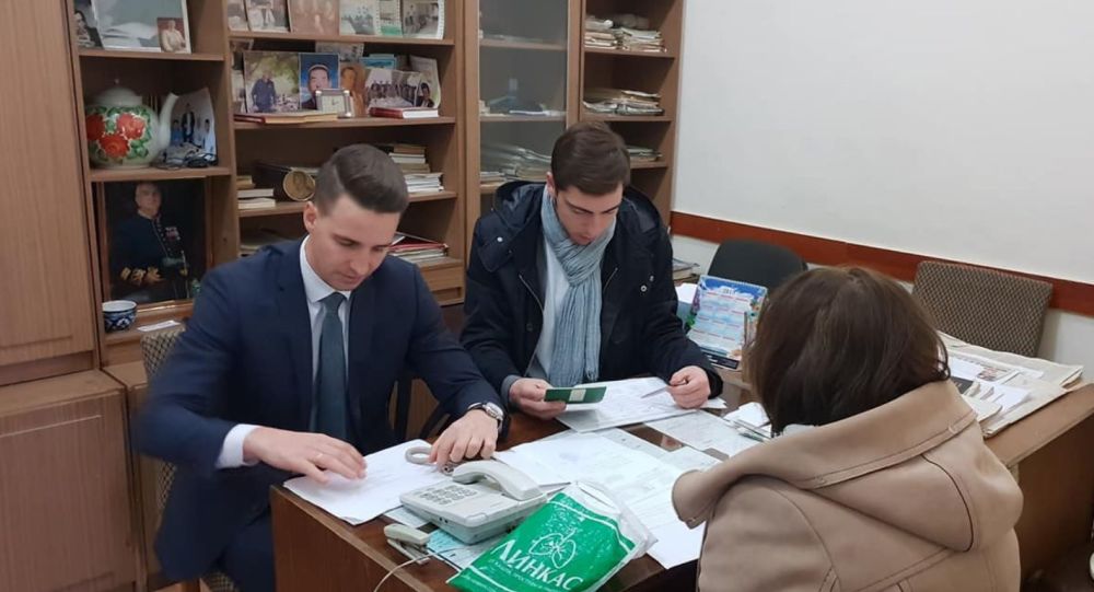 Российские дипломаты в Узбекистане встретились с соотечественниками