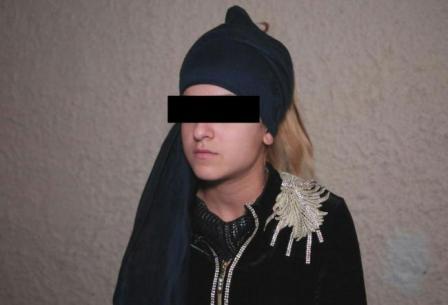 Замужняя наманганка-старшеклассница промышляла мошенничеством