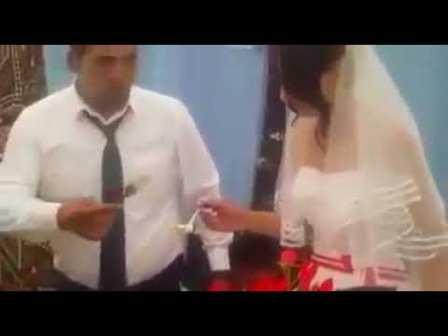 На ташкентской свадьбе жених избил невесту