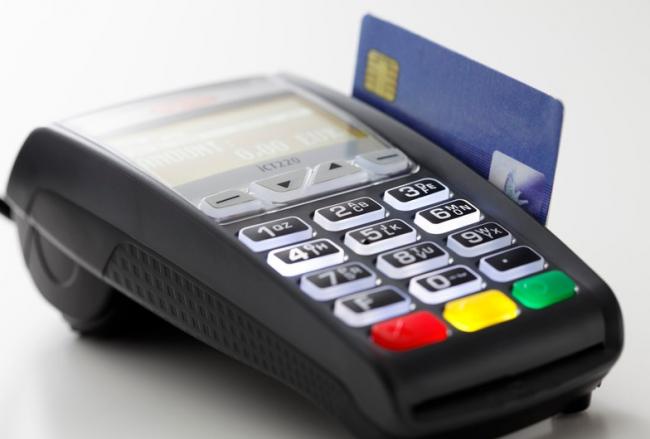 Банкиры два года потрошили «пластик» своих клиентов