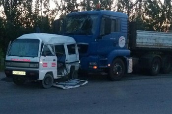 Бригада «скорой» разбилась в ДТП под Самаркандом