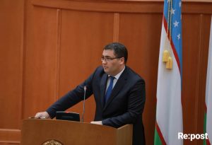 Министр юстиции вступил в партию «Адолат»