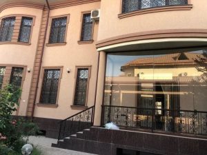 Особняк экс-генпрокурора Узбекистана выставили за  млн