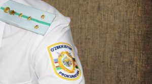 Узбекским прокурорам официально разрешили творчество