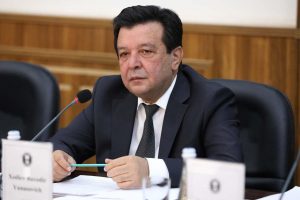 За уволенного ректора ТГЭУ вступились коллеги и пользователи соцсетей