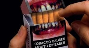 Минздрав придумал пачки сигарет с картинками-страшилками