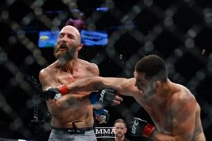 Узбекский боец UFC нокаутировал американца в Вашингтоне