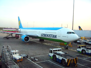 Борт «Uzbekistan Airways» Ташкент - Урумчи вернулся обратно