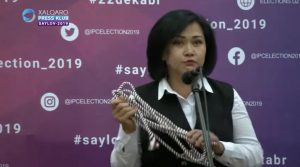Кандидату от Экологической партии подарили веревку
