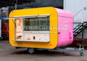 В Узбекистане бум на российские прицепы для продажи еды