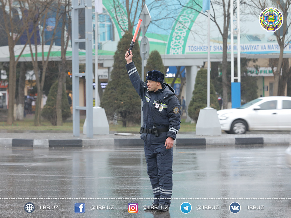 В Самарканде автобус «протаранил» Ниву