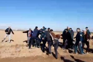 Потасовка сельчан с представителями власти вспыхнула в Сурхандарье