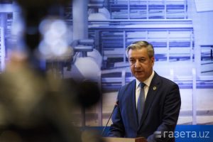 Глава Пенсионного фонда уволен в Узбекистане