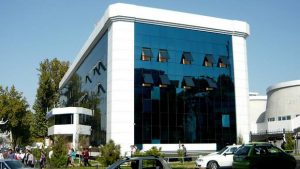 Методист ташкентского вуза попался на взятке с абитуриента