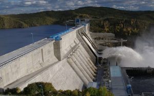 Американцы инспектируют на безопасность плотины в Узбекистане