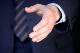 Атабеков: ковид переходит через близкий контакт с больными