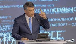 Депутат Алишер Кадыров обругал НДПУ за «советские» взгляды