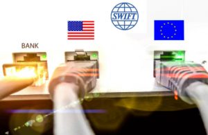 Москва решительно ответит на отключение от SWIFT