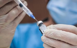 Узбекистан закупит 5,5 млн доз вакцины от ковида до июня