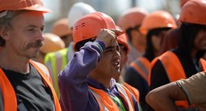 Приезжих гастарбайтеров обязали знать русский язык в России