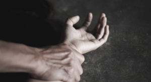 Начальник-насильник пустился в бега в Самаркандской области