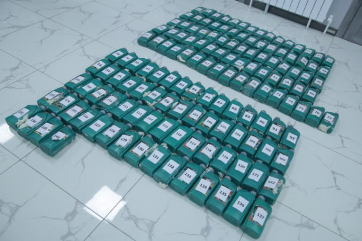 В Ташкенте разгромили крупную нарколабораторию.