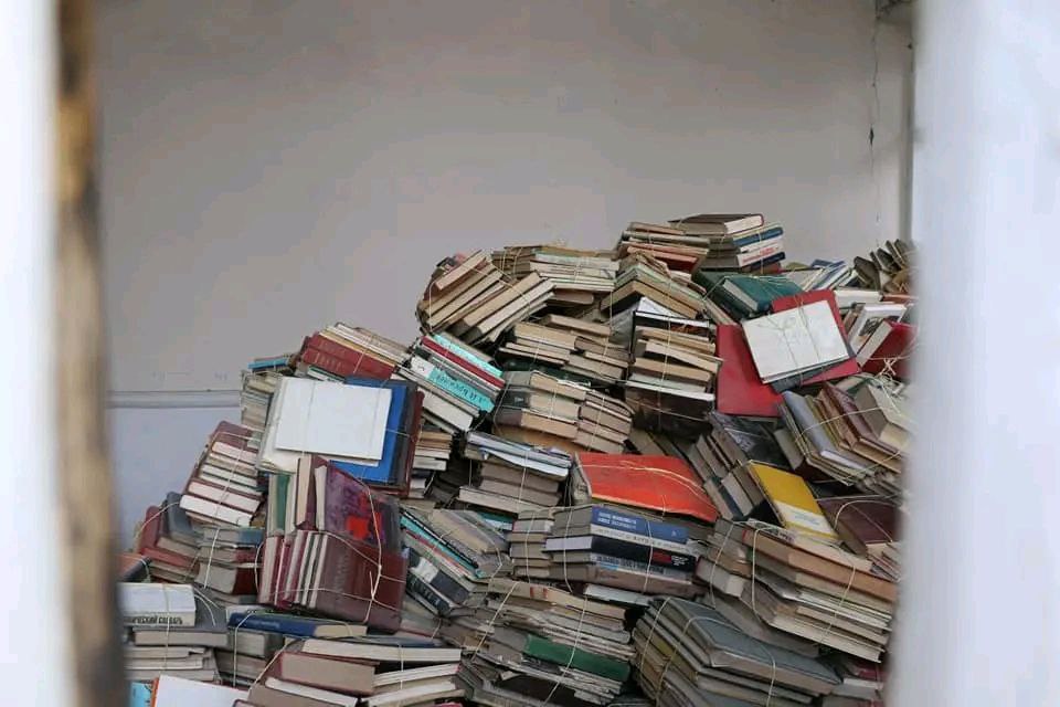 В Самарканде продали здание библиотеки. Треть книг утилизированы