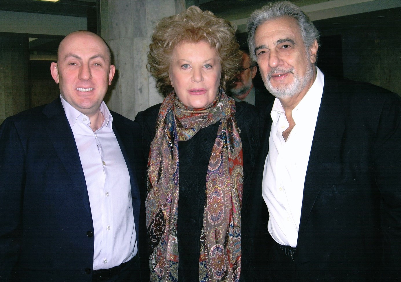 На берегах Невы соберется культурный и политический бомонд