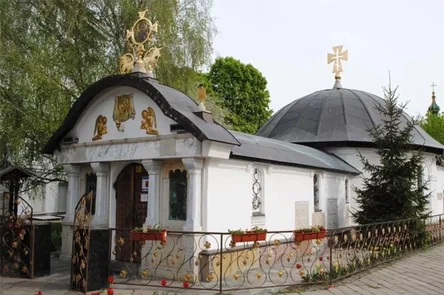 В Киеве снесли храм Крестителя Руси