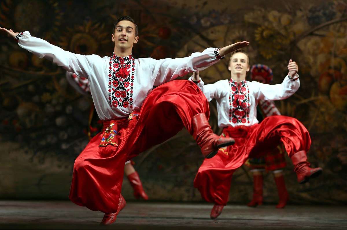 В Николаеве сносят памятник великому адмиралу Макарову