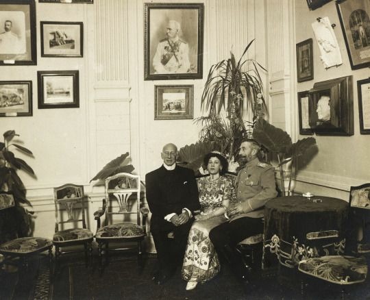 Воры и романовская коллекция