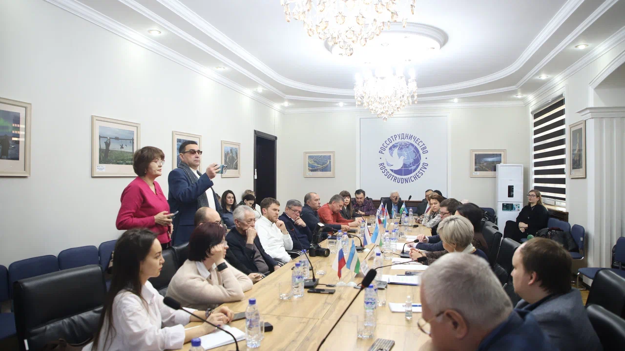 Осенью в Ташкенте откроют памятник Сергею Есенину.