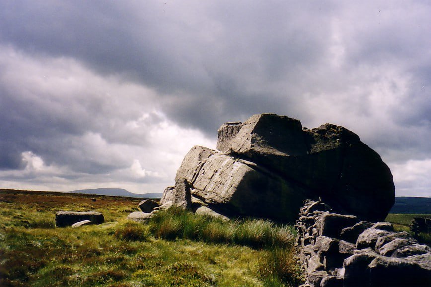 Камни, смотрящие в небо